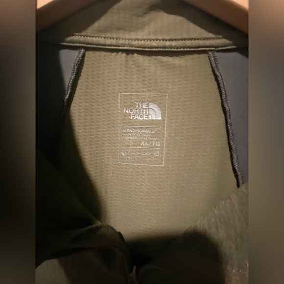 Men’s - The North Face Quarter Zip - Size Extra Large - Picture 3 of 8